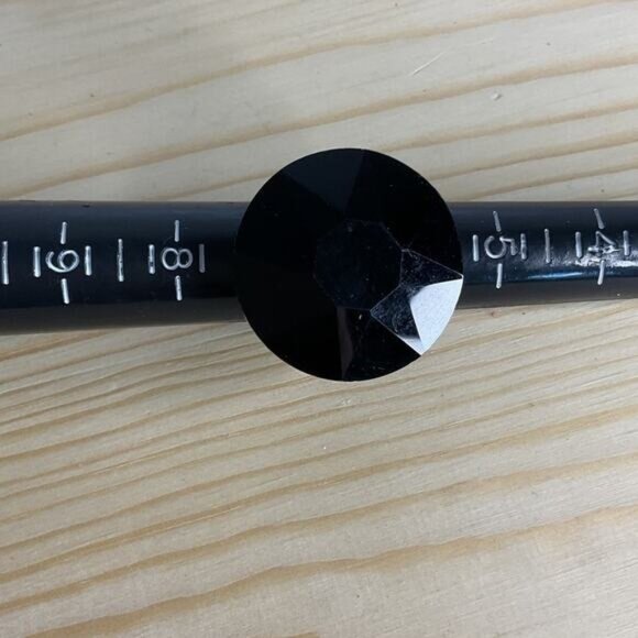 Jet Black Faceted Oval Acrylic Silver Tone Adjustable Band Ring - Picture 6 of 6